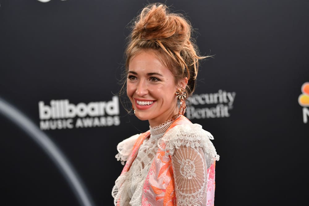 Lauren Daigle Net Worth in 2024: How Much is She Worth Now?